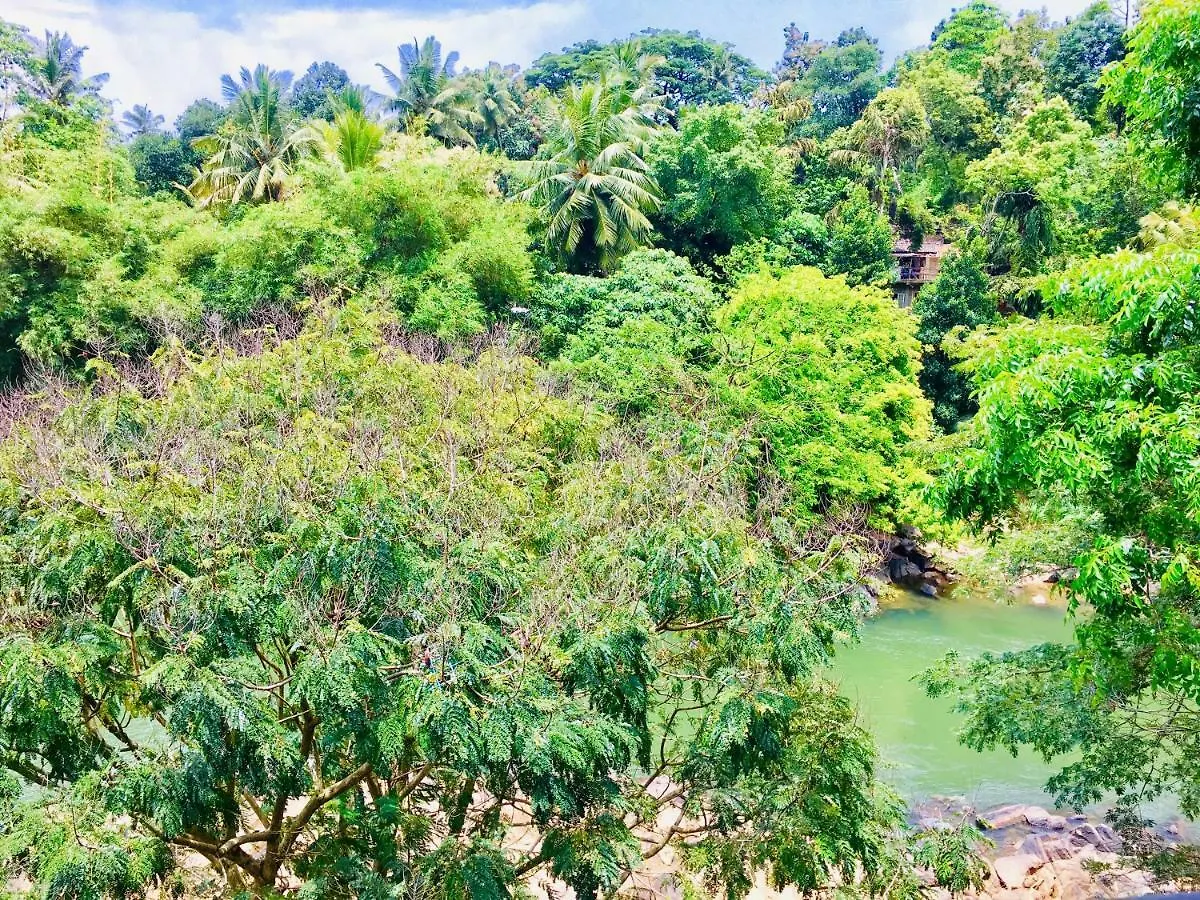Jenushi Homestay Kandy