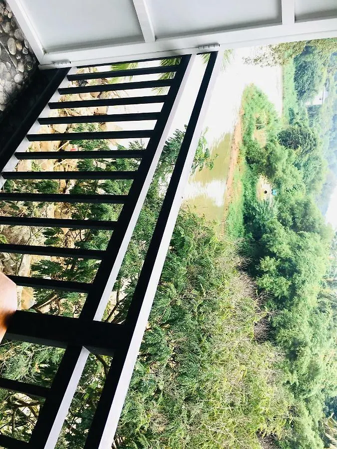 Jenushi Homestay Канди
