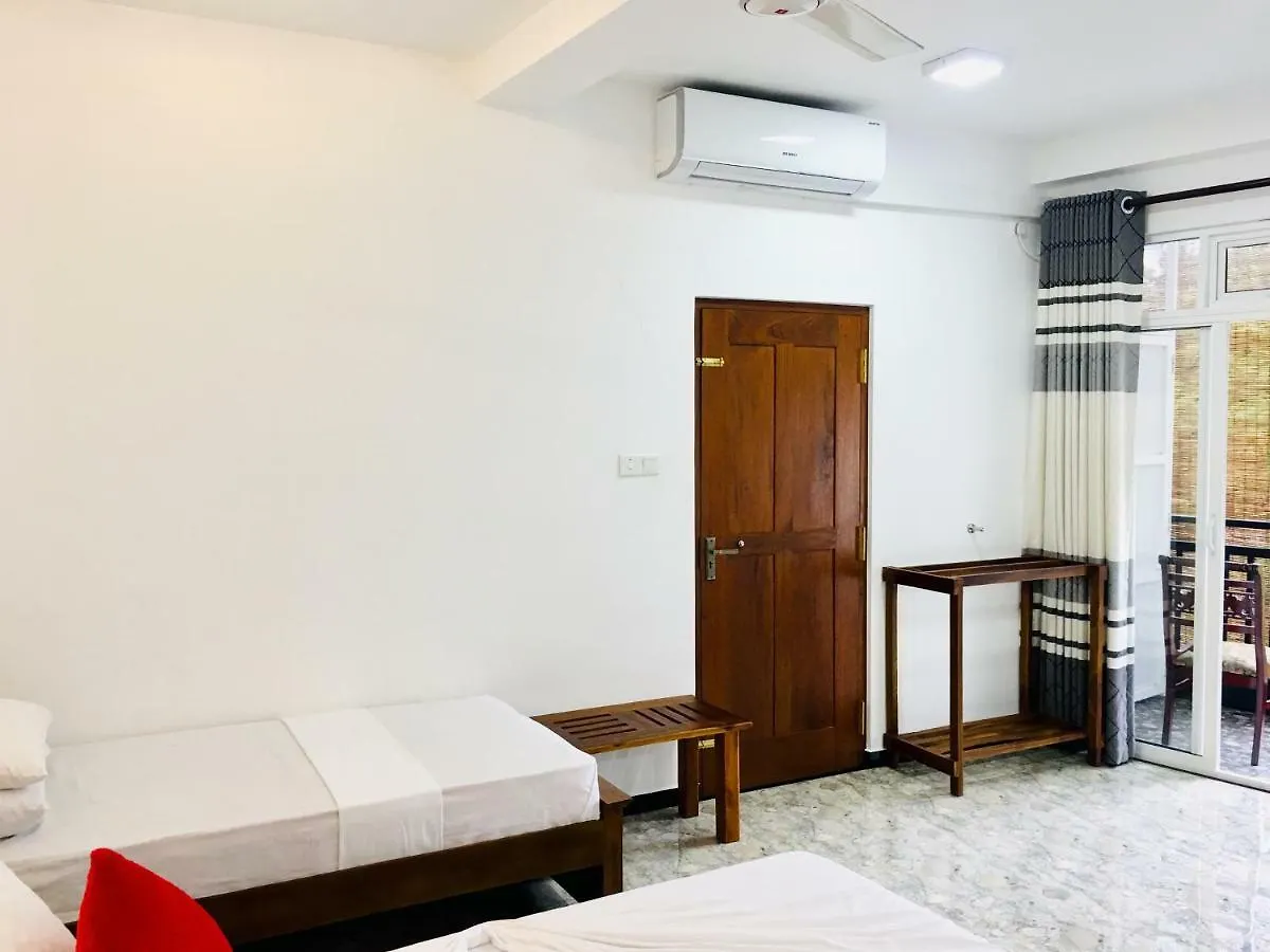 Jenushi Homestay Канди 0*,  Шри-Ланка